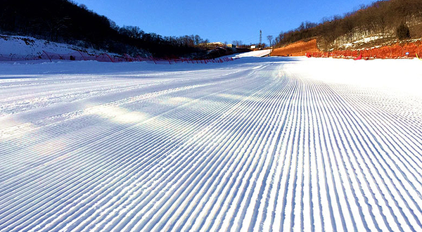 蓝田伏羲岭滑雪场