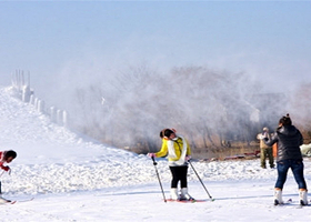 士国庄园滑雪场