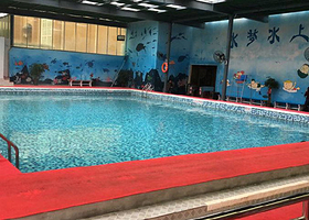 万安水梦水乐园恒温游泳馆