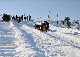 白各庄绿洲水乡养生园绿洲冰雪乐园