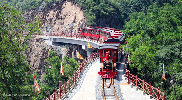 黄金寨原生态旅游区