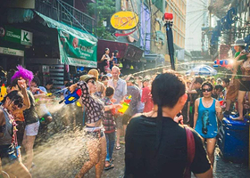清迈泼水节