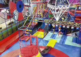 沈阳铁西四维挑战者淘气堡