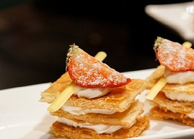 上海世纪皇冠假日酒店