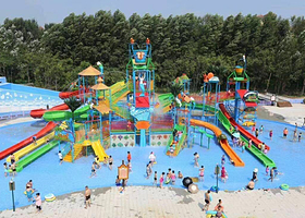 全健火烈鸟水上乐园