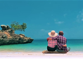 粉色沙滩 PINK BEACH