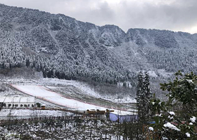 虹口花谷滑雪场