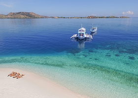 塔卡马卡萨小礁-TAKA MAKASSAR