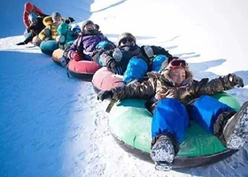 小白河水旱渡口戏雪乐园