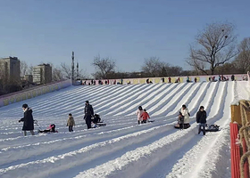 多乐苑嬉雪乐园