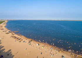 拉唯那滨海度假区