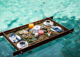 巴厘岛漂浮餐厅