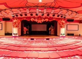 嗯呐脱口秀演出