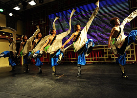 《茶马古道金色大厅》藏族歌舞表演