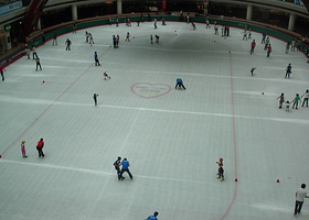 浩泰溜冰场