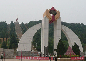 毛家六杰生平展室