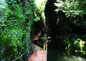 谷城县五山堰河乡村旅游区