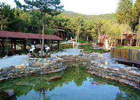 香格里汤泉宫温泉