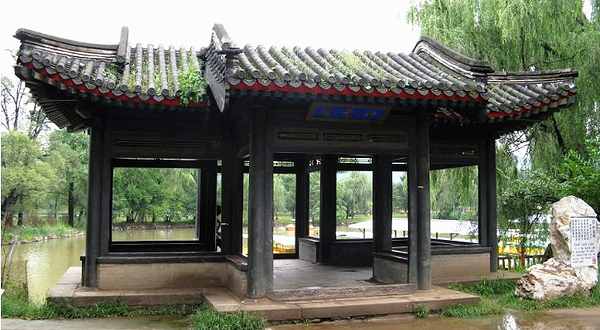 如意湖亭