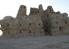 七泉湖萨依烽燧