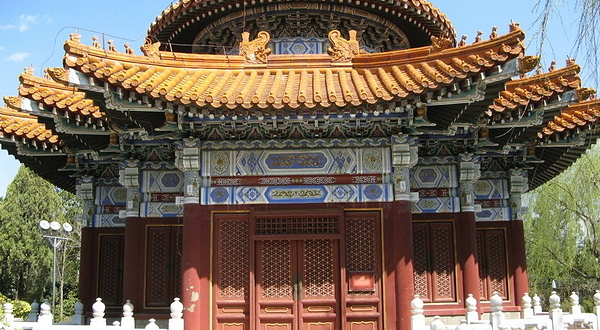 万春园