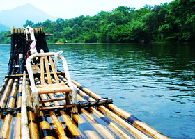 楠溪江龙河渡竹筏漂流