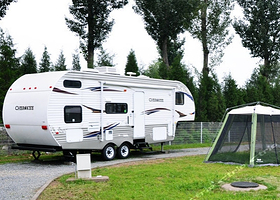 北京港中旅密云南山房车小镇(河东路店)