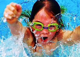 华侨城英派斯健身游泳馆