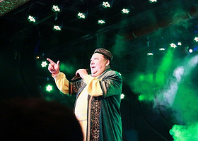 小巴扎歌舞大剧院