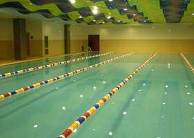 人济健身游泳馆