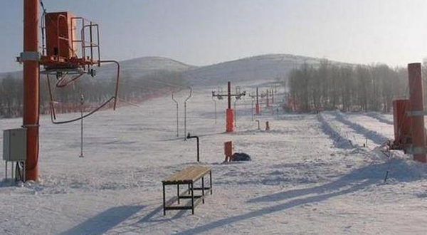 旭东滑雪场