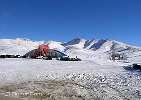 西域滑雪场