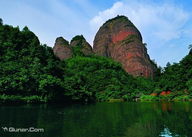 独岩民俗风情园