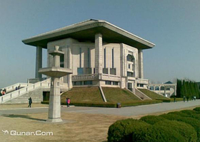 周恩来遗物陈列馆