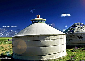 察罕苏力德游牧生态旅游区