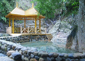 温泉旅游度假中心