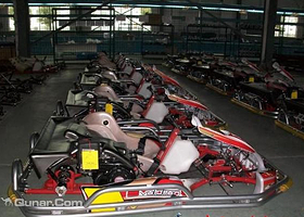 燕化卡丁车娱乐场