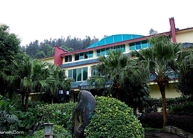 周公山热地温泉