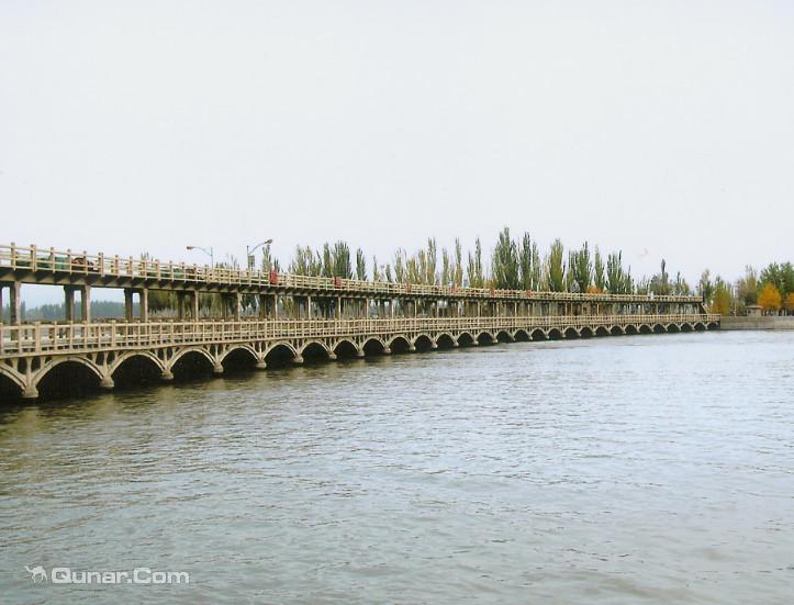 于田县  标签: 旅游景点 风景区  于田希吾勒龙湖风景区共多少人浏览