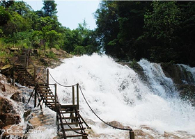 银盏谷原生态峡谷