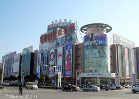 常熟服装城购物旅游区