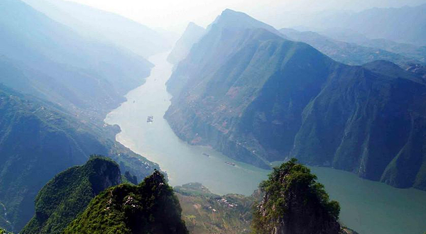 牛肝马肺峡