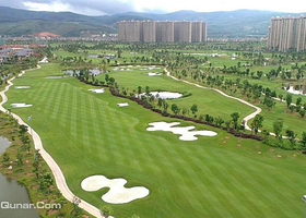 西双版纳世纪金源高尔夫球会