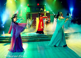 长沙港岛演艺中心