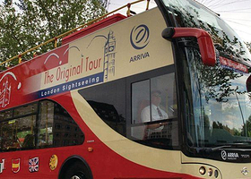 伦敦随上随下巴士