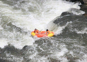 白龙峡漂流