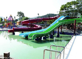 三麓潭水上乐园