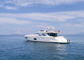 亚龙湾建龙潜水冲浪游艇俱乐部