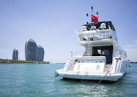 康大国际游艇俱乐部