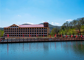 颐乐谷山水庄园